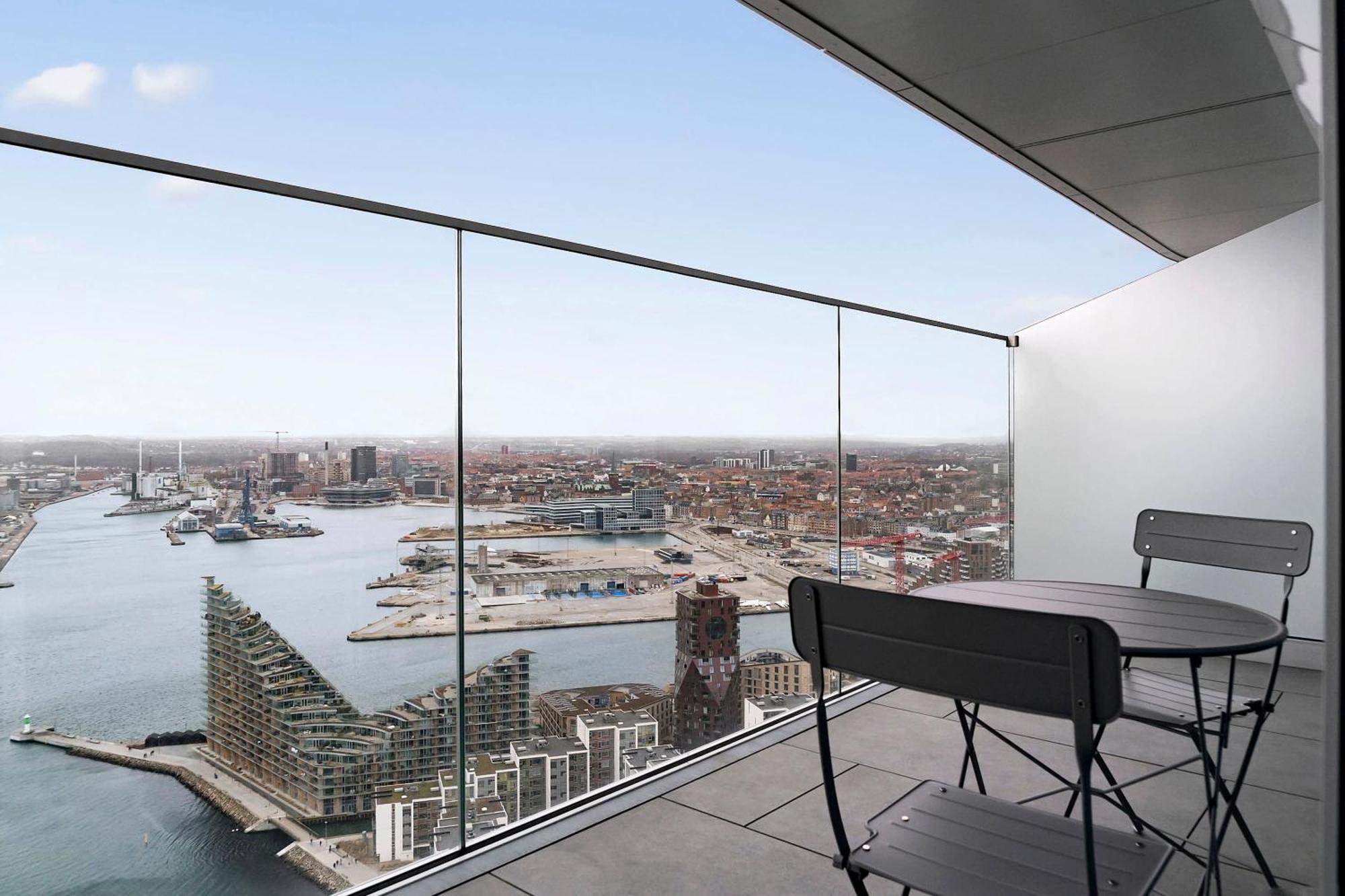 Penthouse Paradise On 39Th Floor Apartment Arhus Bagian luar foto